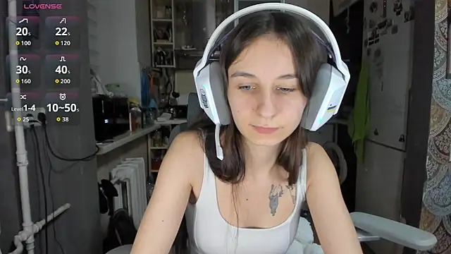 _Nika_Kik live sex cam