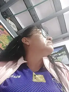 clarita_01's cam snapshot