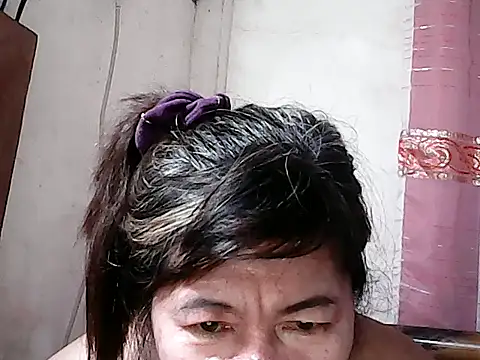 Hottestsexxy_Elynnn's cam snapshot