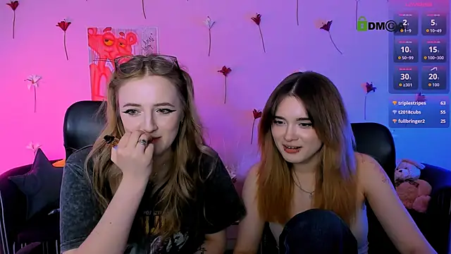 liana_kisses live sex cam