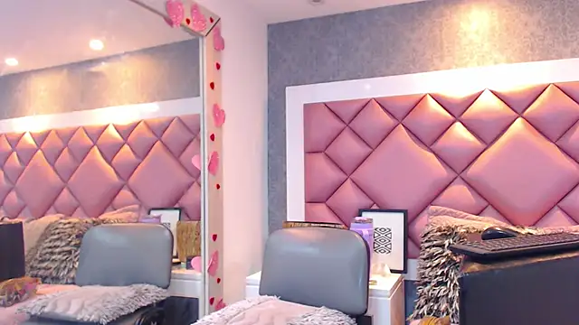 Thegreatonelady live sex cam