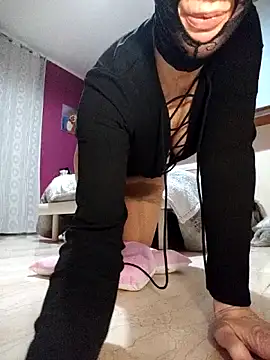 Akemi_rossi live sex cam