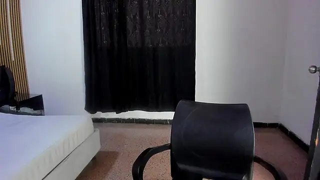 MATHY_ROBERT live sex cam