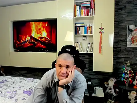 SpartacusDaddy48's cam snapshot