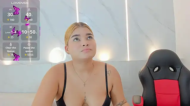 emi_savach's cam snapshot