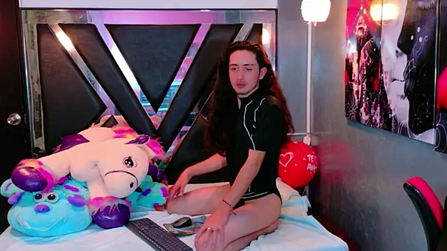 Angelis_Savage's cam snapshot