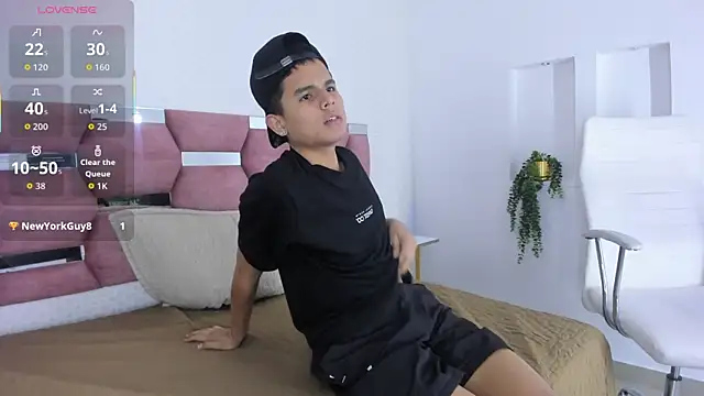 James_Monroe_'s cam snapshot