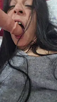 Viola43's cam snapshot