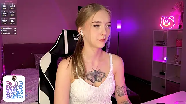 EvaPeace's cam snapshot