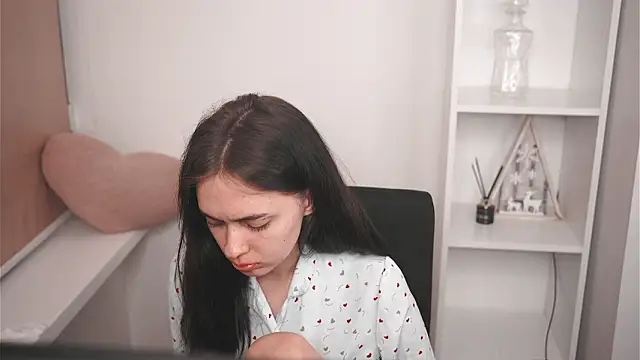 GinnyKittle's cam snapshot