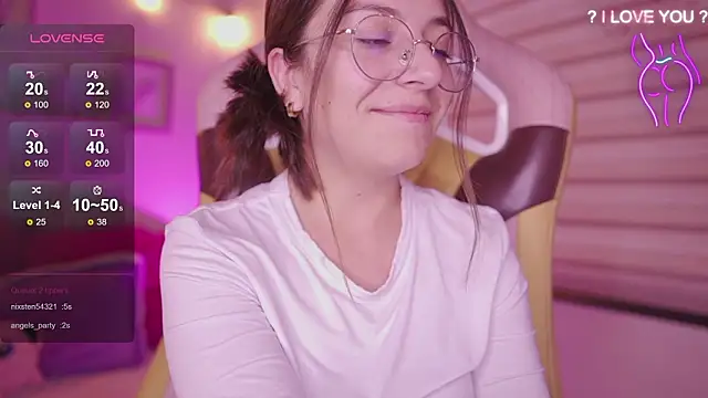 milly_kenner's cam snapshot