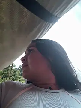 Pretty_Isadora live sex cam