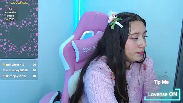 emmii_'s cam snapshot