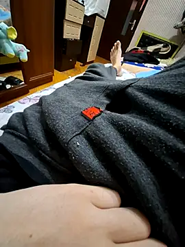 Handsomeboy3344 live sex cam