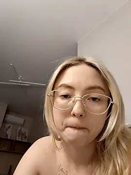 caressyourself live sex cam