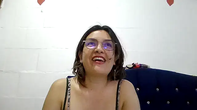 princessbella93's cam snapshot