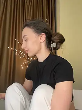 Polli_Kiss's cam snapshot