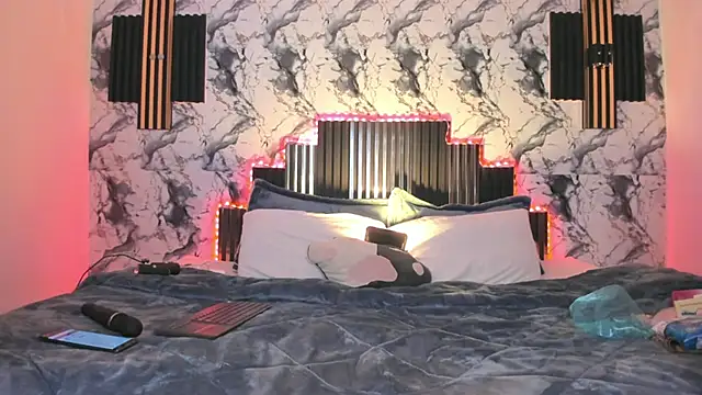 venus_marques1's cam snapshot