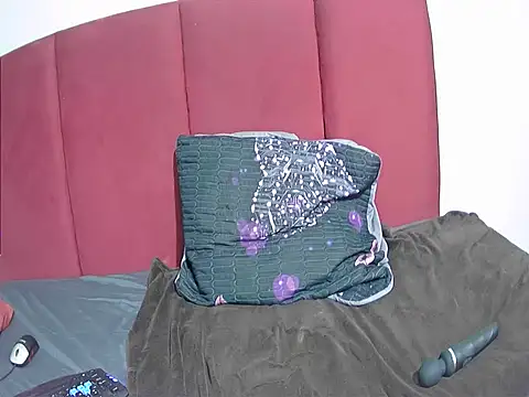 Foxytemptationx's cam snapshot