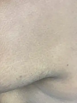 JuicyMellow21's cam snapshot