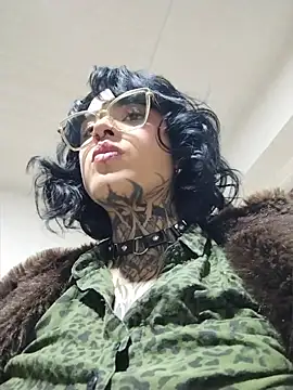 taaylor33's cam snapshot