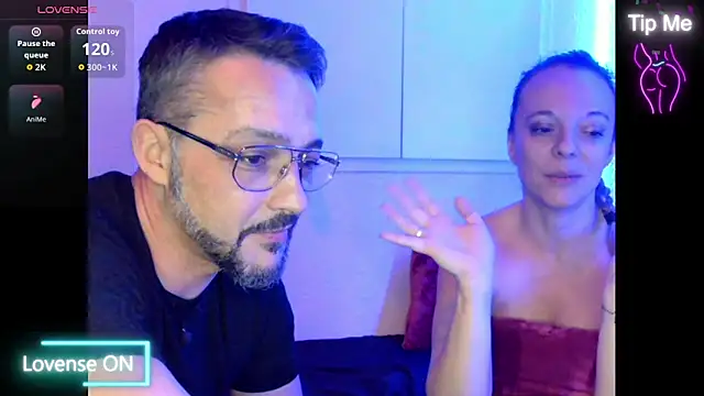 Maryli-O live sex cam