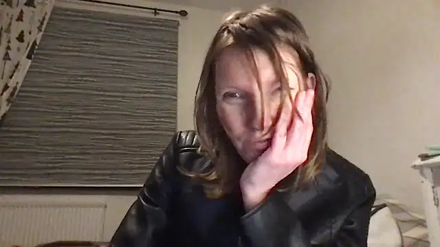 Kittymarlene's cam snapshot