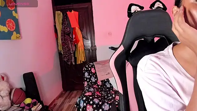 adrena_10 live sex cam