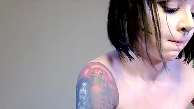 Ivey_Strigoi's cam snapshot