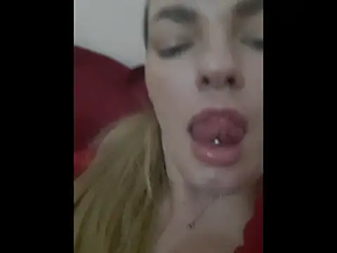 Dirtyfeelin's cam snapshot