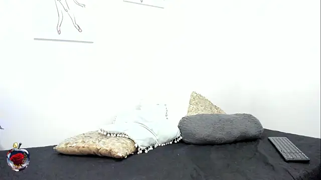 KimberlyVelez_'s cam snapshot