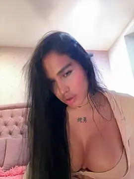 Bella__Wood live sex cam