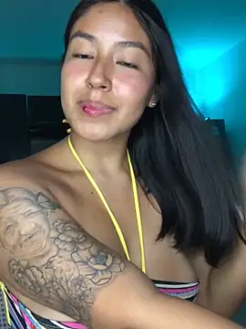 EmmaRossem's cam snapshot