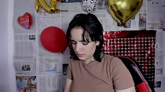 Annyrosee's cam snapshot