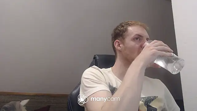 Milkyman7 live sex cam