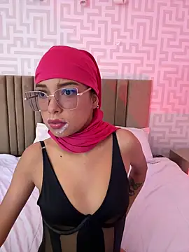 naishaa_'s cam snapshot