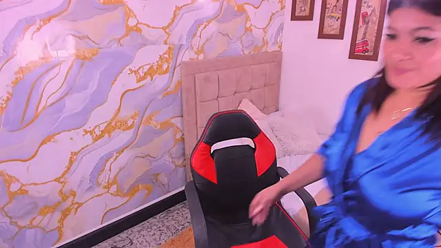 Dessert_boobs's cam snapshot