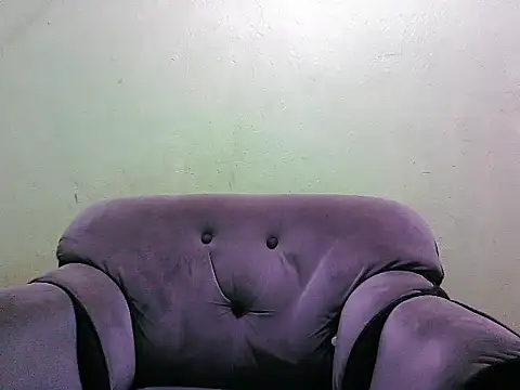 HotLadyPinay32 live sex cam