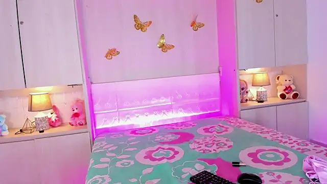 KellyKallahan's cam snapshot