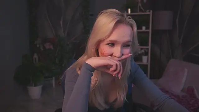 MaoqiBeverly's cam snapshot