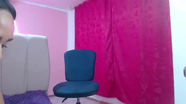 astrid_blaze_27's cam snapshot