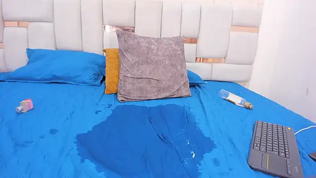 hermione_brown's cam snapshot