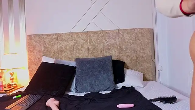 miia_secret_'s cam snapshot