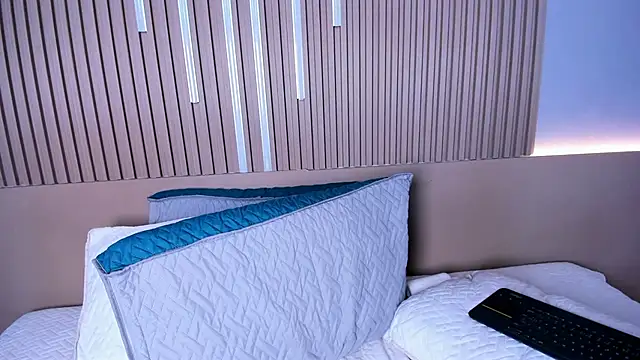 Camile_cute live sex cam