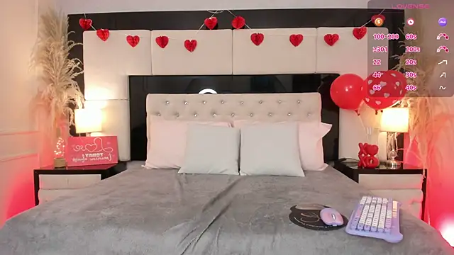 CarlaRossi_'s cam snapshot