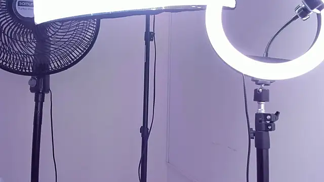 Jimena_Adams's cam snapshot