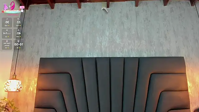 Maya_curvy live sex cam