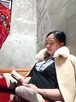 Maikha08 live sex cam