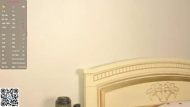 EnricaElis live sex cam