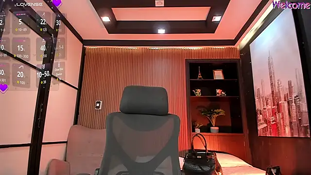 allicemackenzie live sex cam